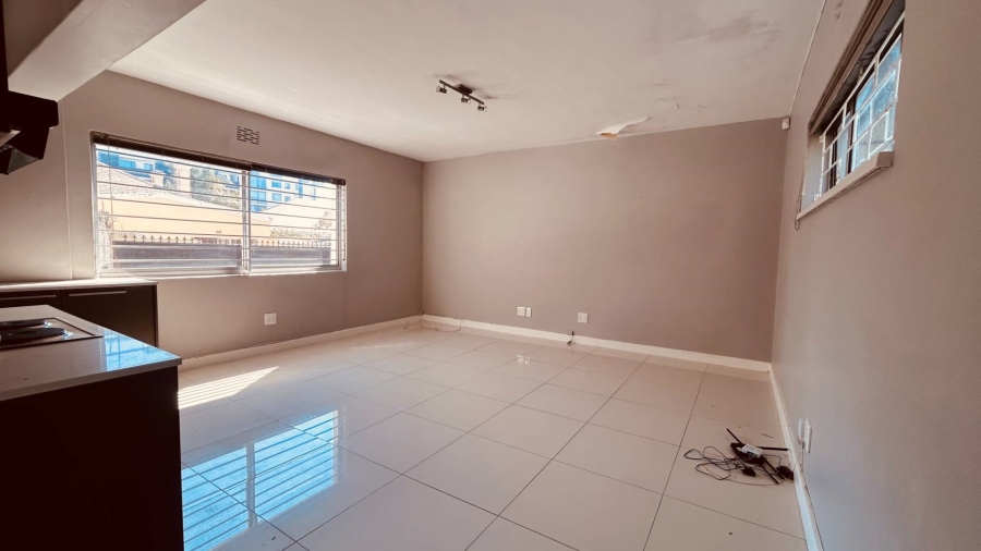 1 Bedroom Property for Sale in Green Point Western Cape
